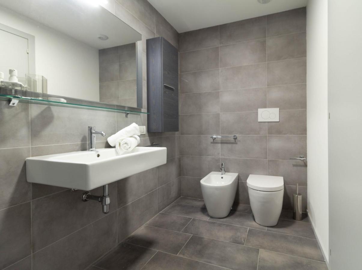 Lime Apartment - Affitti Brevi Italia Lecco Esterno foto
