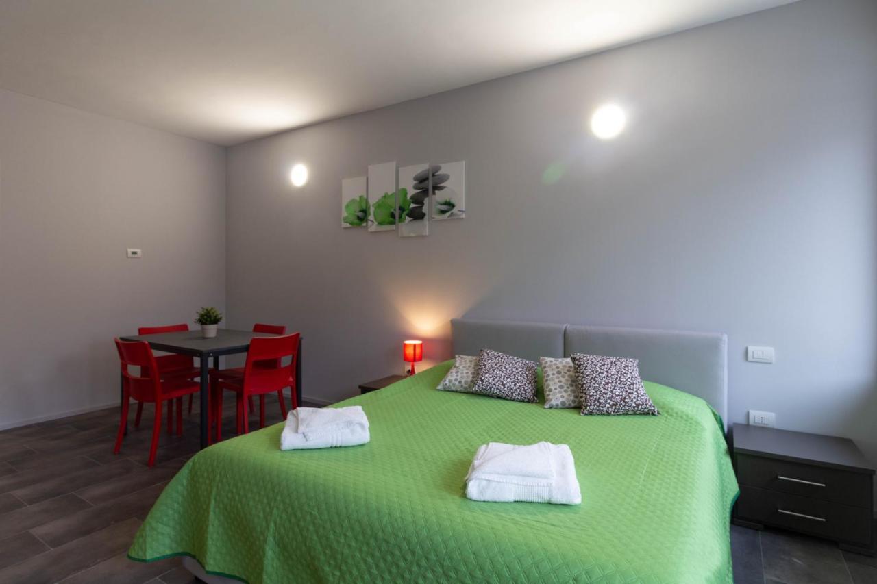 Lime Apartment - Affitti Brevi Italia Lecco Esterno foto